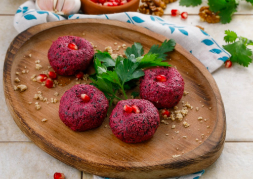 Хинкали, пхали, соусы